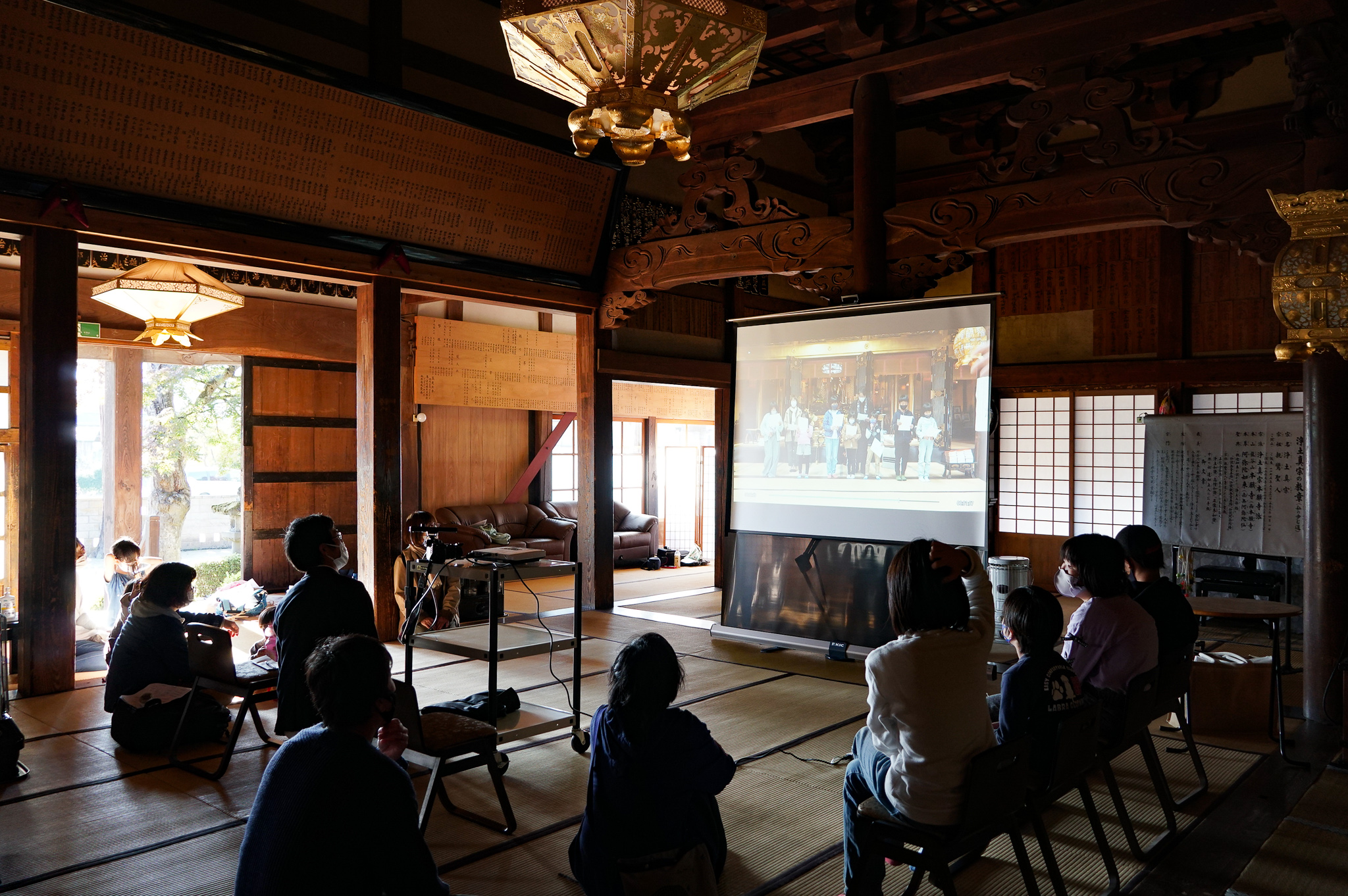 真宝寺で上映会